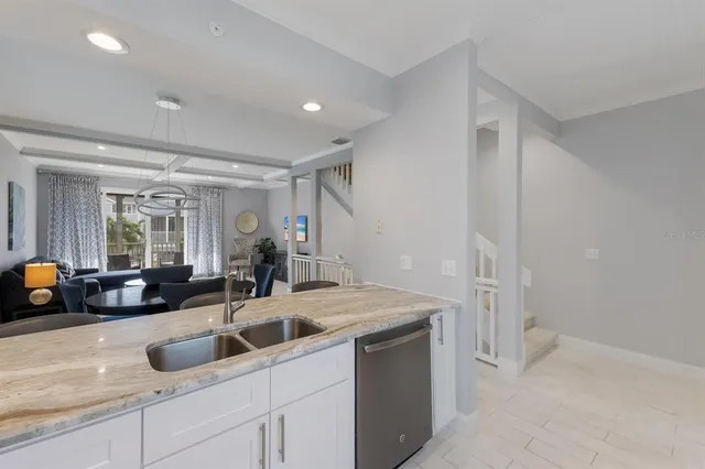 $628,000 | 847 Evergreen Way, Longboat Key, FL 34228