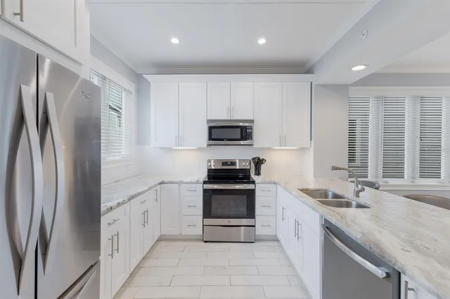 $628,000 | 847 Evergreen Way, Longboat Key, FL 34228