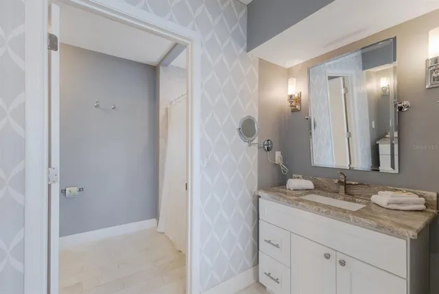 $628,000 | 847 Evergreen Way, Longboat Key, FL 34228