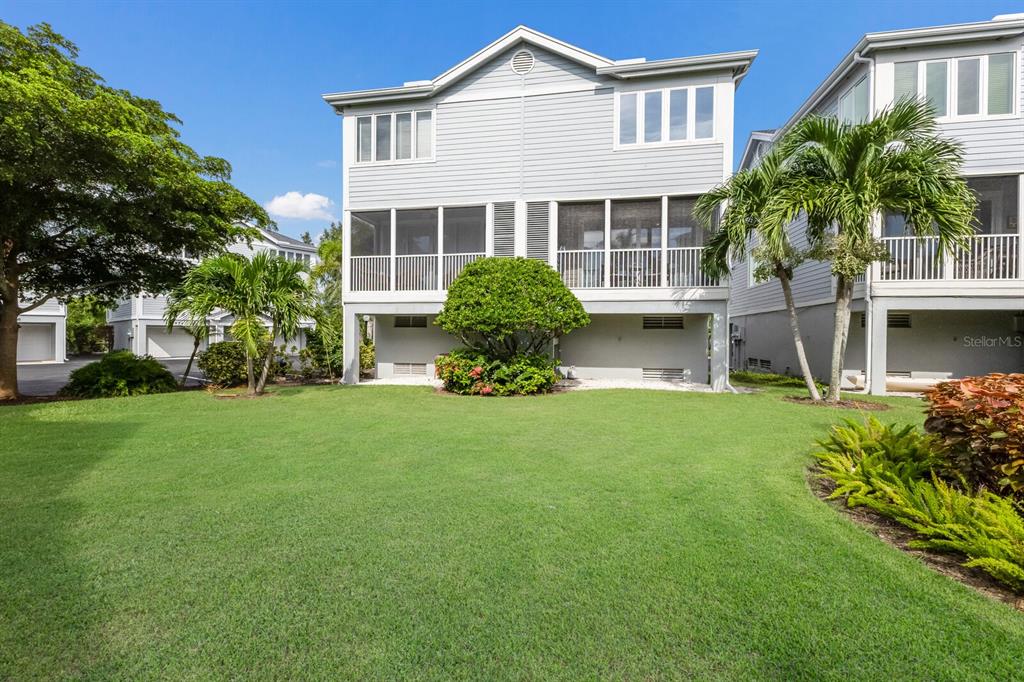 847 Evergreen Way Longboat Key, FL 34228 - Photo 2 of 38