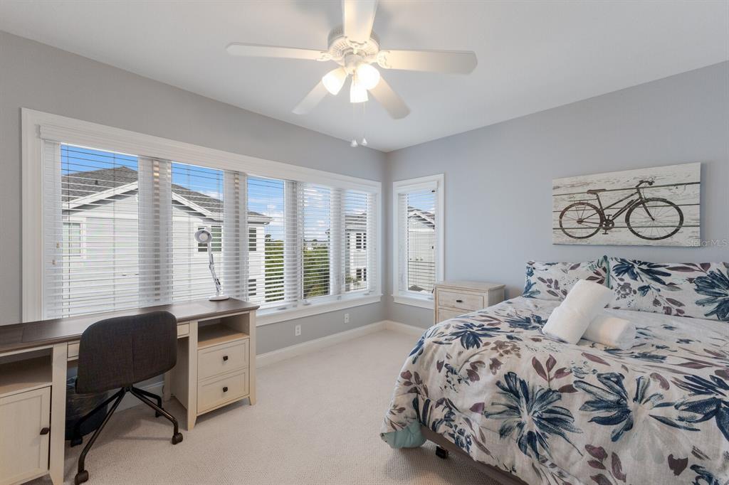 847 Evergreen Way Longboat Key, FL 34228 - Photo 21 of 38