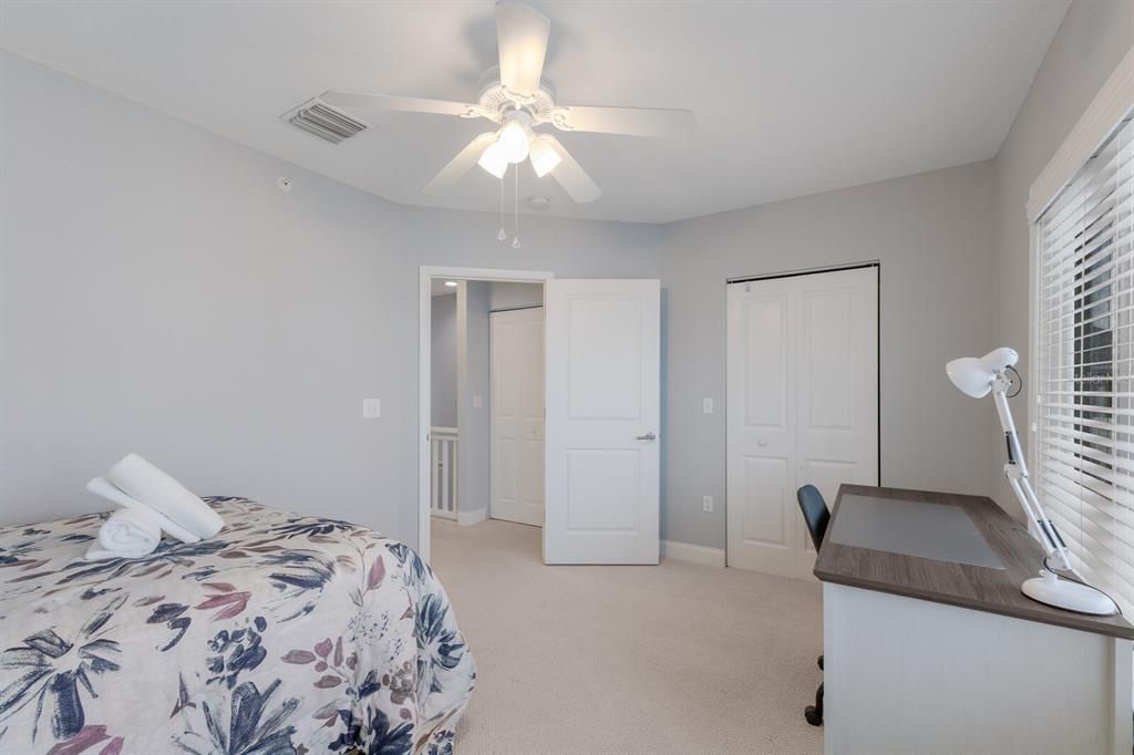 847 Evergreen Way Longboat Key, FL 34228 - Photo 22 of 38