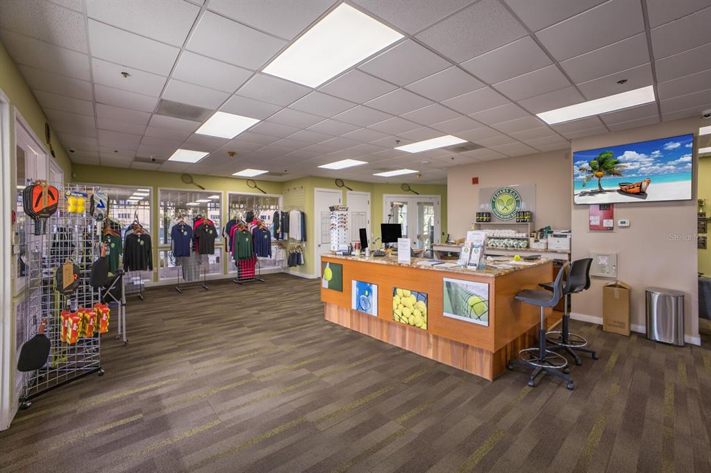 847 Evergreen Way Longboat Key, FL 34228 - Photo 28 of 38