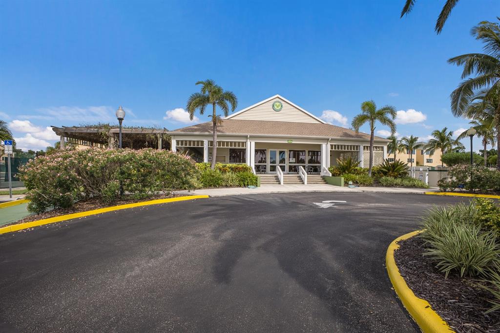 847 Evergreen Way Longboat Key, FL 34228 - Photo 30 of 38