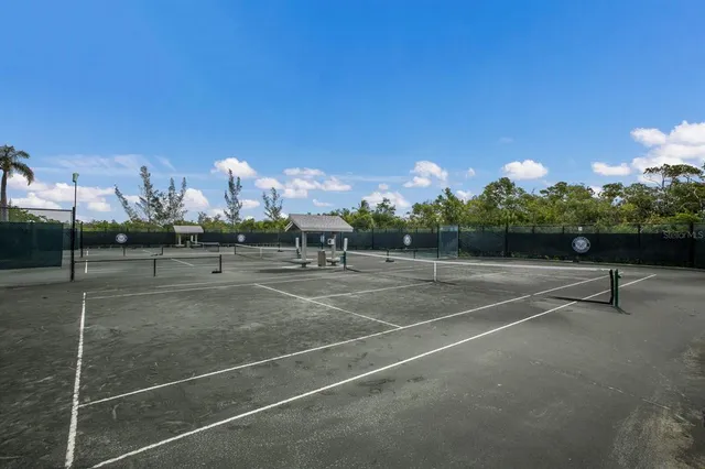 $628,000 | 847 Evergreen Way, Longboat Key, FL 34228