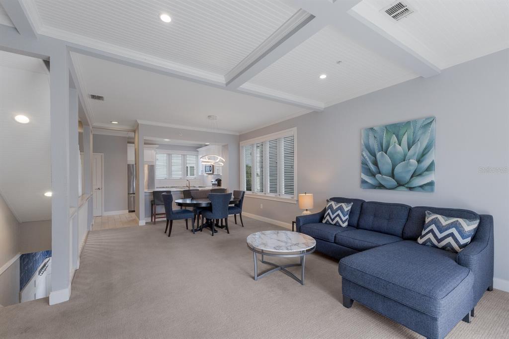 847 Evergreen Way Longboat Key, FL 34228 - Photo 9 of 38