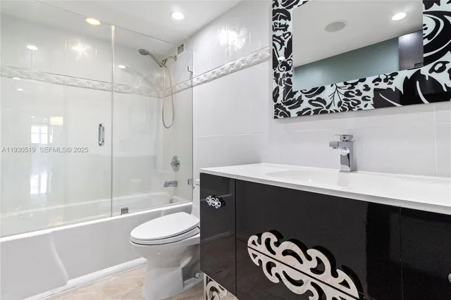 $1,045,000 | 1880 South Ocean Drive, Unit TS106, Hallandale Beach, FL 33009