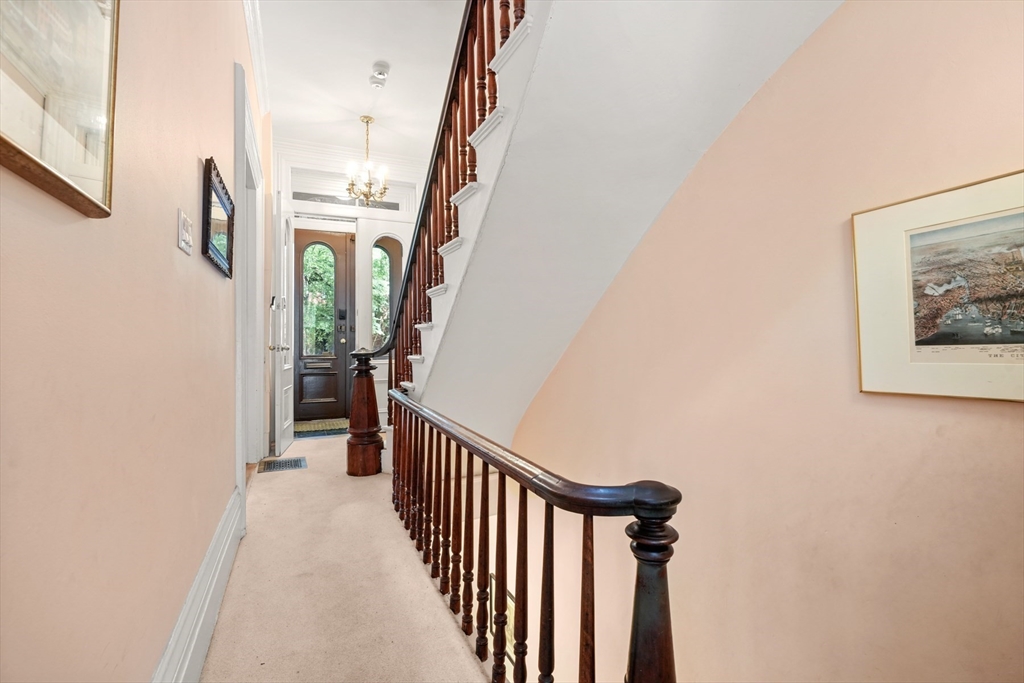 66 Rutland Street Boston, MA 02118 - Photo 9 of 32 Gallery Image 9