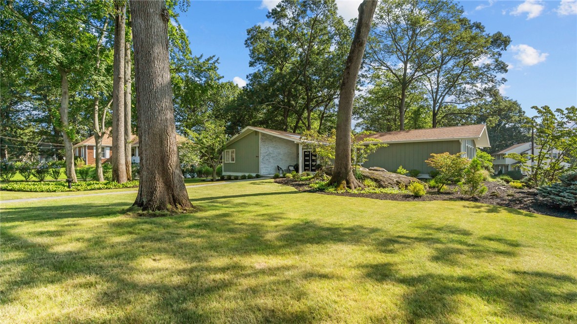 12 Kenmore Way Lincoln, RI 02865 - Photo 2 of 28