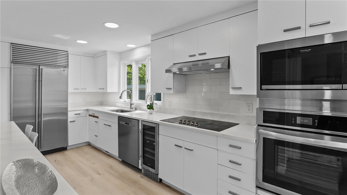 12 Kenmore Way Lincoln, RI 02865 - Photo 5 of 28