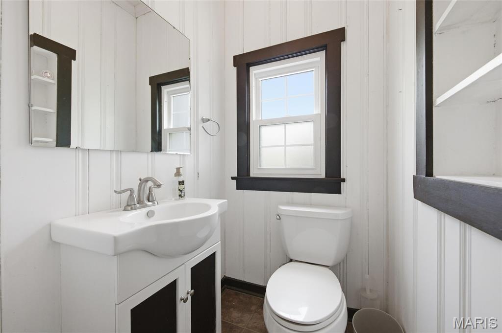 8 Maple Drive Belleville, IL 62220 - Photo 12 of 46