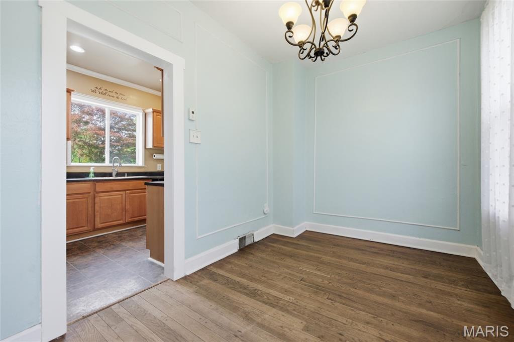 8 Maple Drive Belleville, IL 62220 - Photo 6 of 46