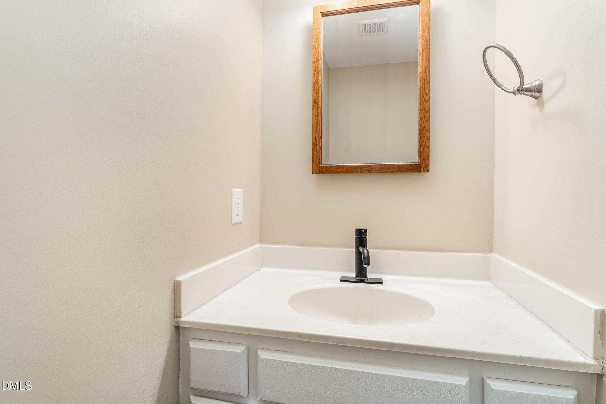 4425 Surry Ridge Circle Apex, NC 27539 - Photo 17 of 38 015_dsc07566-edit_964