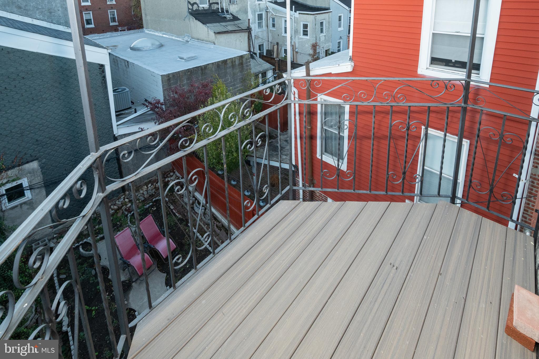 932 North 5th Street Philadelphia, PA 19123 - Photo 15 of 28 Balcony