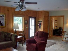 103 Intermont Lane Bristol, TN 37620 - Photo 5 of 24 Photo 5