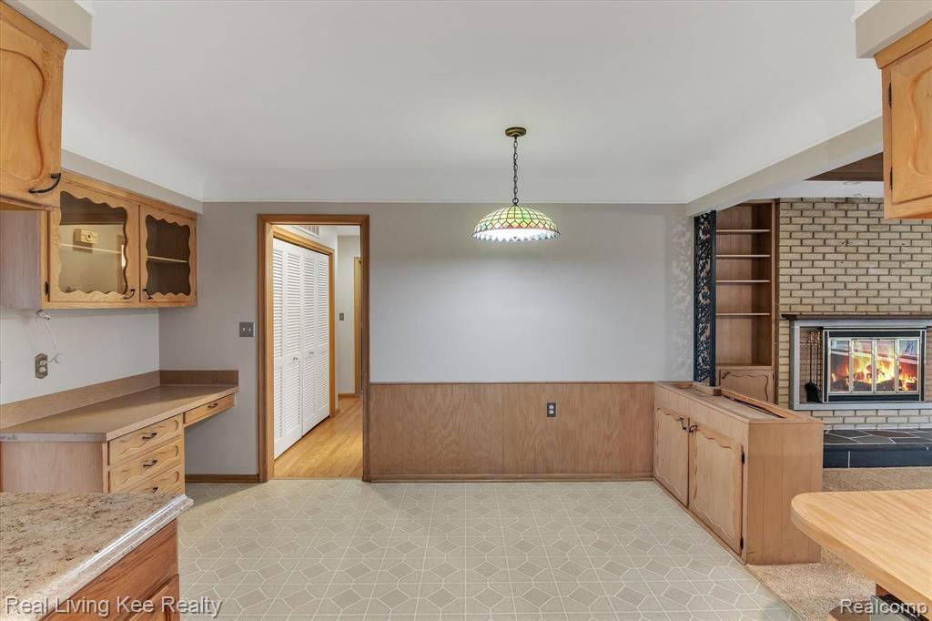 710 Castlebar Drive Rochester Hills, MI 48309 - Photo 13 of 35