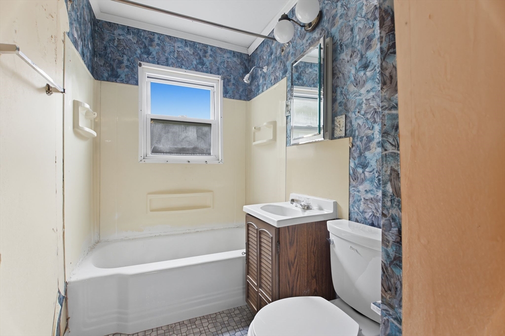 54 Park Hill Road Worcester, MA 01607 - Photo 16 of 25 Gallery Image 16