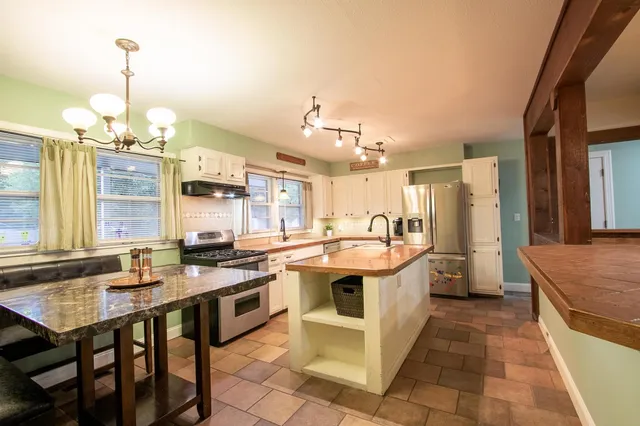 $200,000 | 300 West 6th Street, Sedgwick, KS 67135