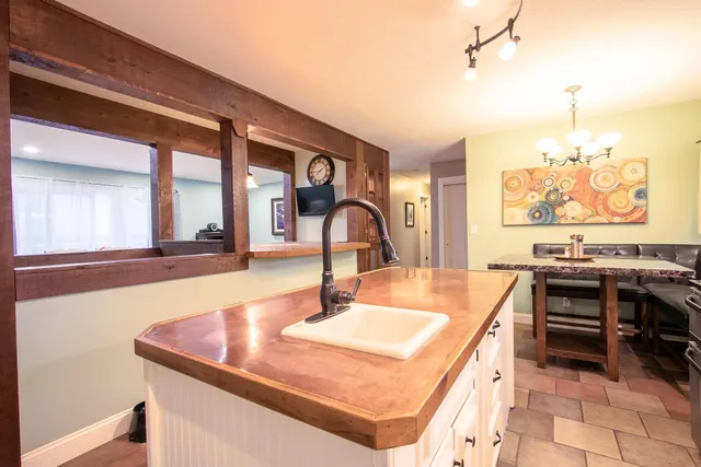 $200,000 | 300 West 6th Street, Sedgwick, KS 67135