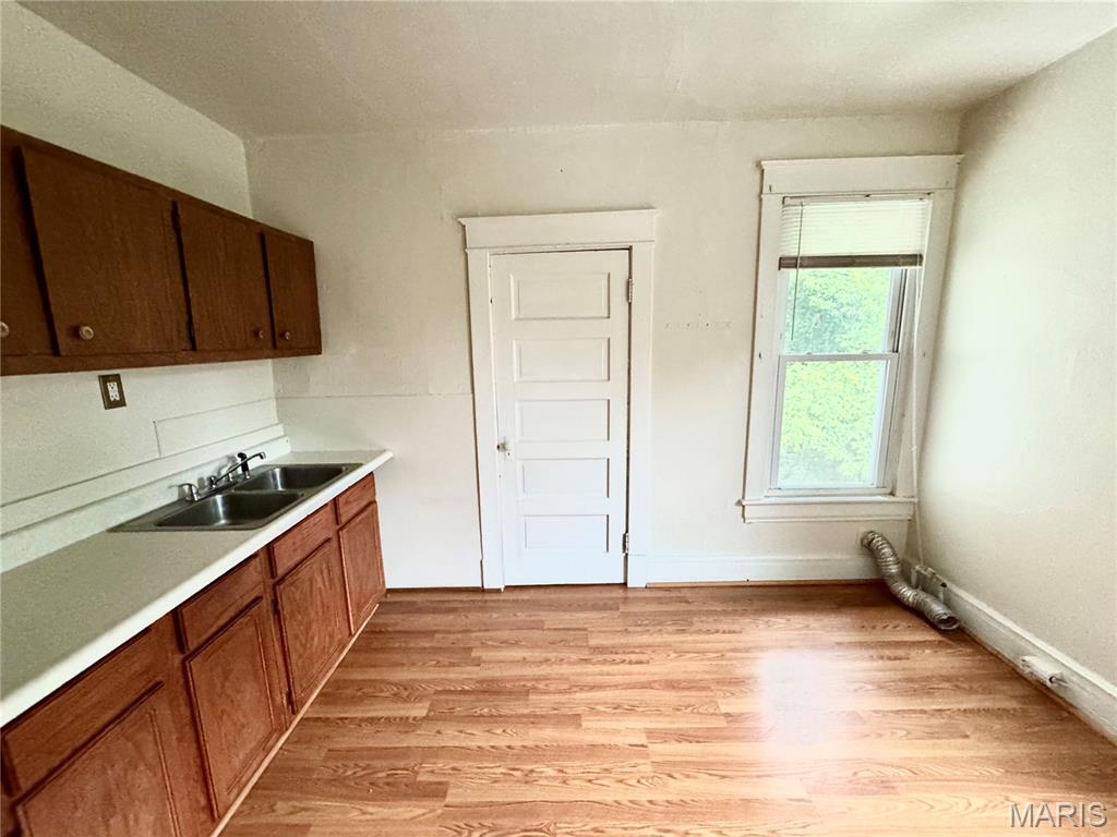 1312 Alby Street Alton, IL 62002 - Photo 13 of 22