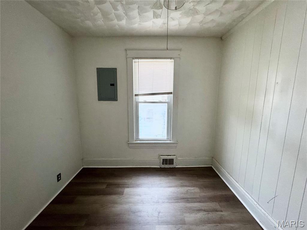 1312 Alby Street Alton, IL 62002 - Photo 14 of 22