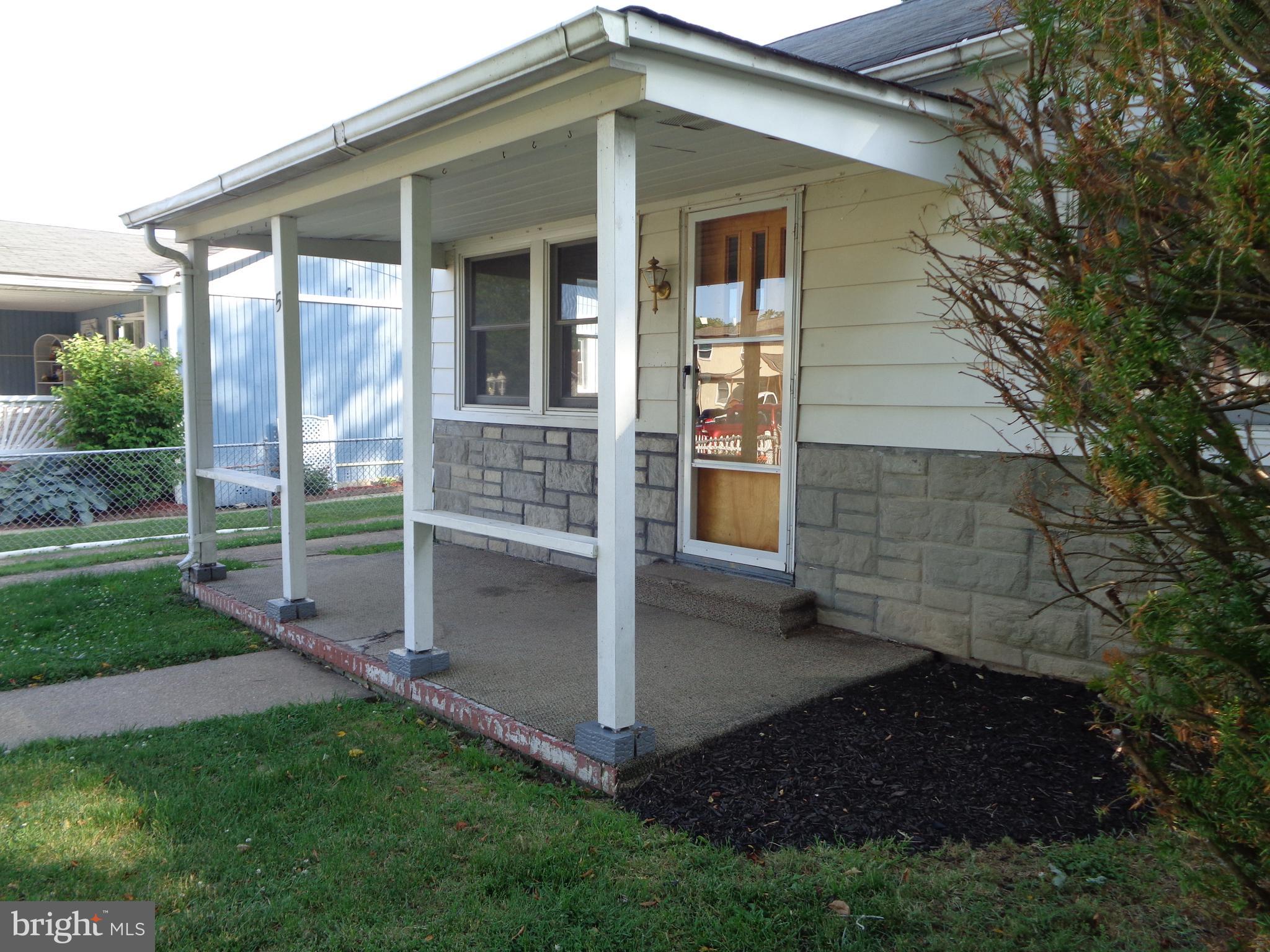5 Honeycomb Road Baltimore, MD 21220 - Photo 2 of 27 Gallery Image 2