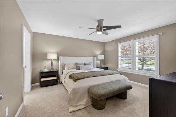 $375,000 | 121 East 80th Street, Kansas City, MO 64114