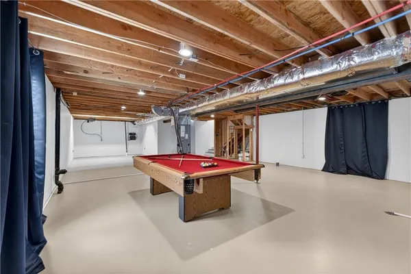 $375,000 | 121 East 80th Street, Kansas City, MO 64114