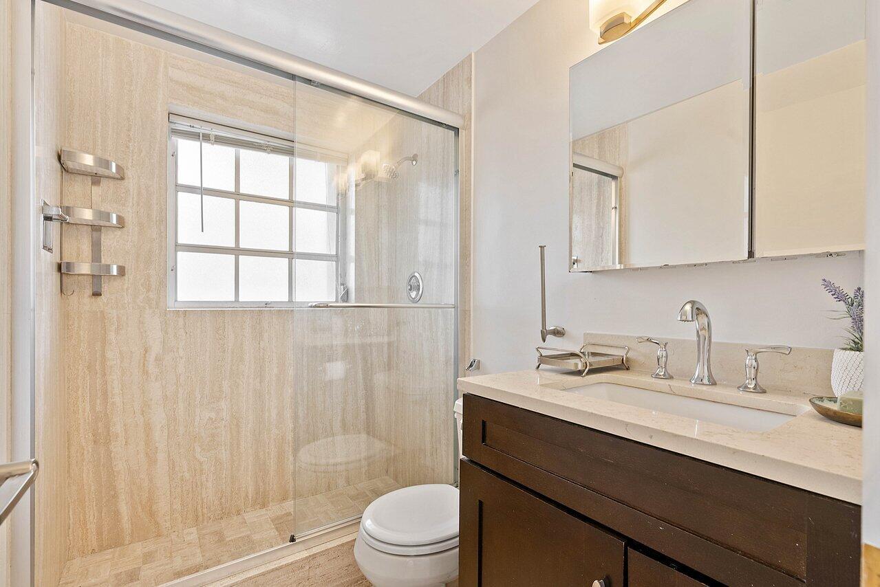 1299 South Ocean Boulevard, Unit R1 Boca Raton, FL 33432 - Photo 31 of 44 020-1299SouthOceanBoulevard-BocaRaton-FL