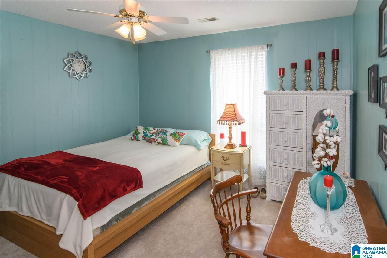 138 Ridgewood Drive Trussville, AL 35173 - Photo 26 of 37