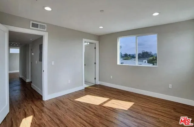 $4,150 | 2303 Hauser Boulevard, Los Angeles, CA 90016