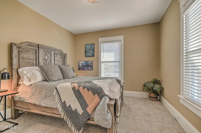 $235,000 | 1132 Virginia Avenue, Bristol, TN 37620