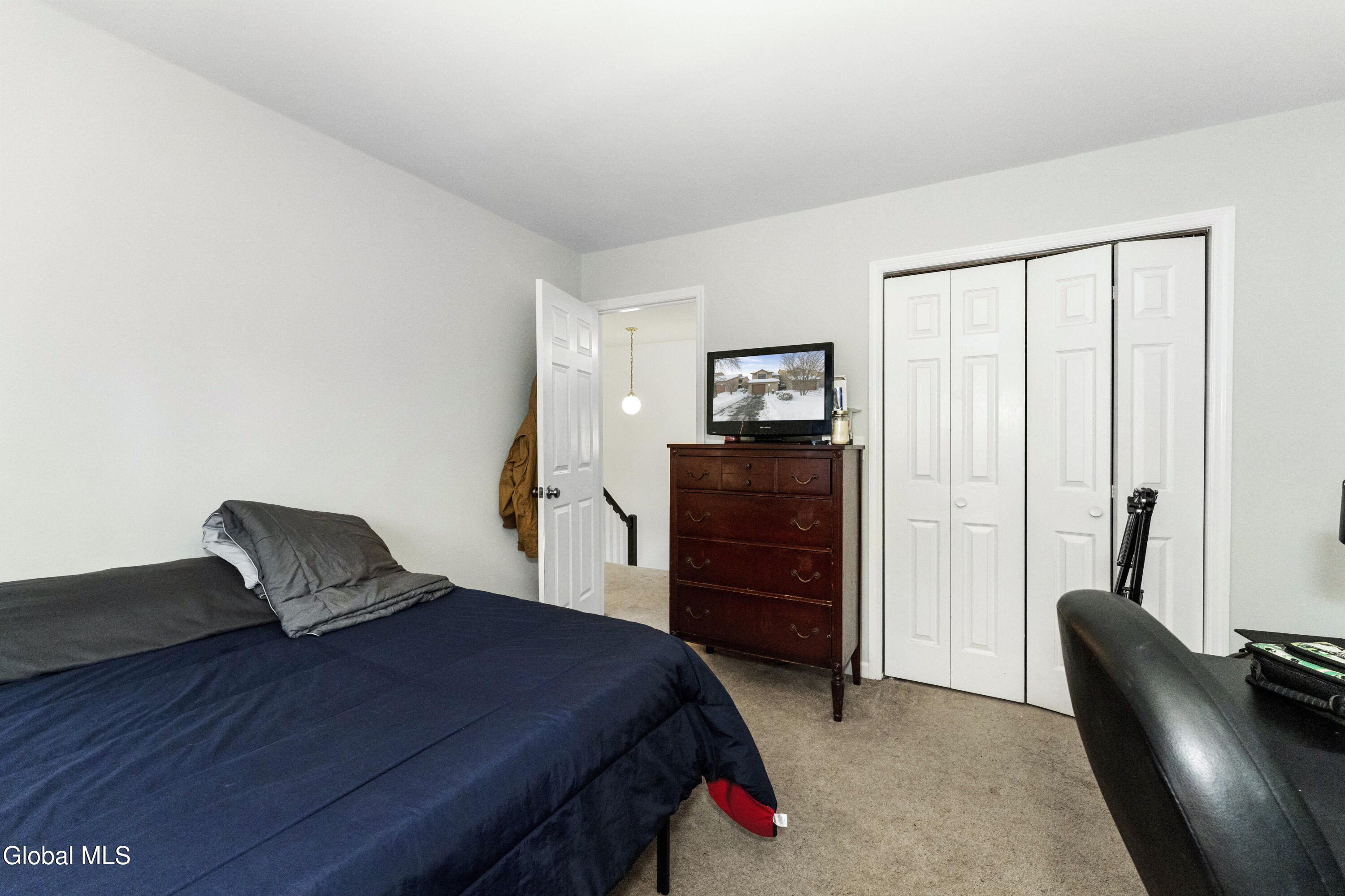 216 Harvard Road Colonie, NY 12189 - Photo 26 of 34 7 Bedroom 4