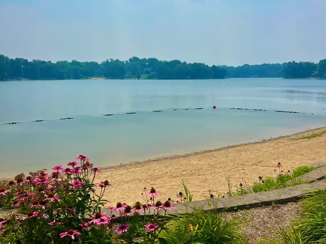 $320,000 | 6206 Hilly Way, Cary, IL 60013