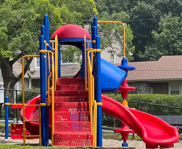 $320,000 | 6206 Hilly Way, Cary, IL 60013