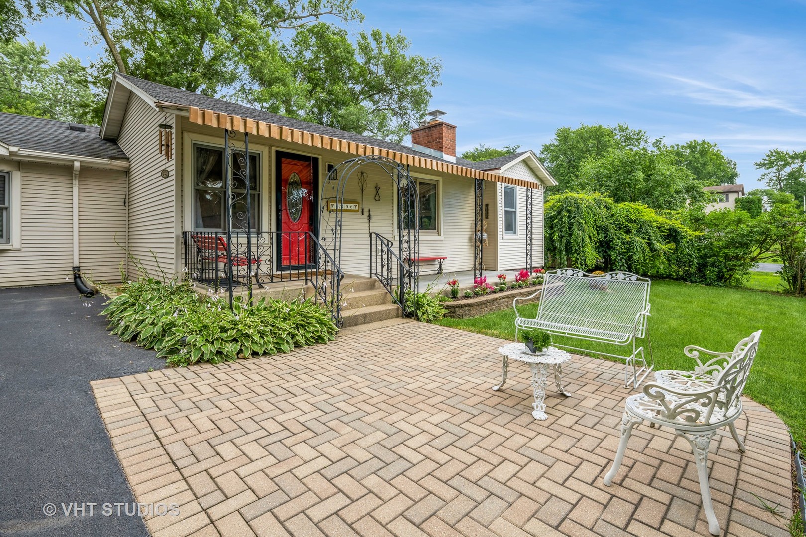 6206 Hilly Way Cary, IL 60013 - Photo 5 of 36