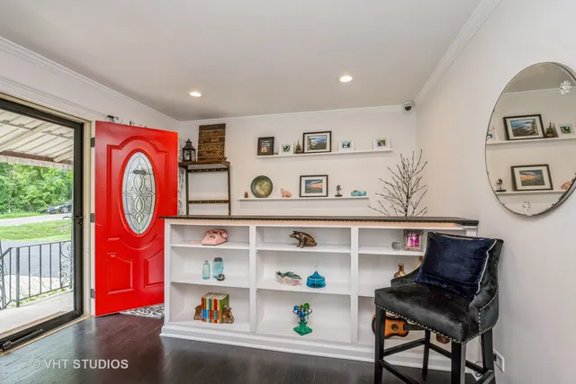 $320,000 | 6206 Hilly Way, Cary, IL 60013