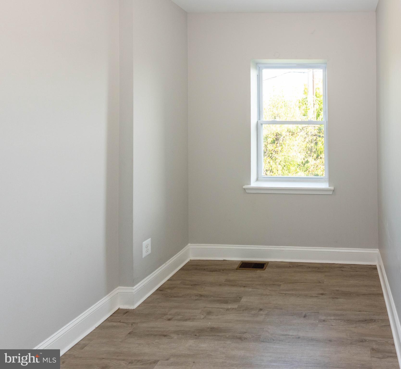 3914 Ridgewood Avenue Baltimore, MD 21215 - Photo 17 of 30
