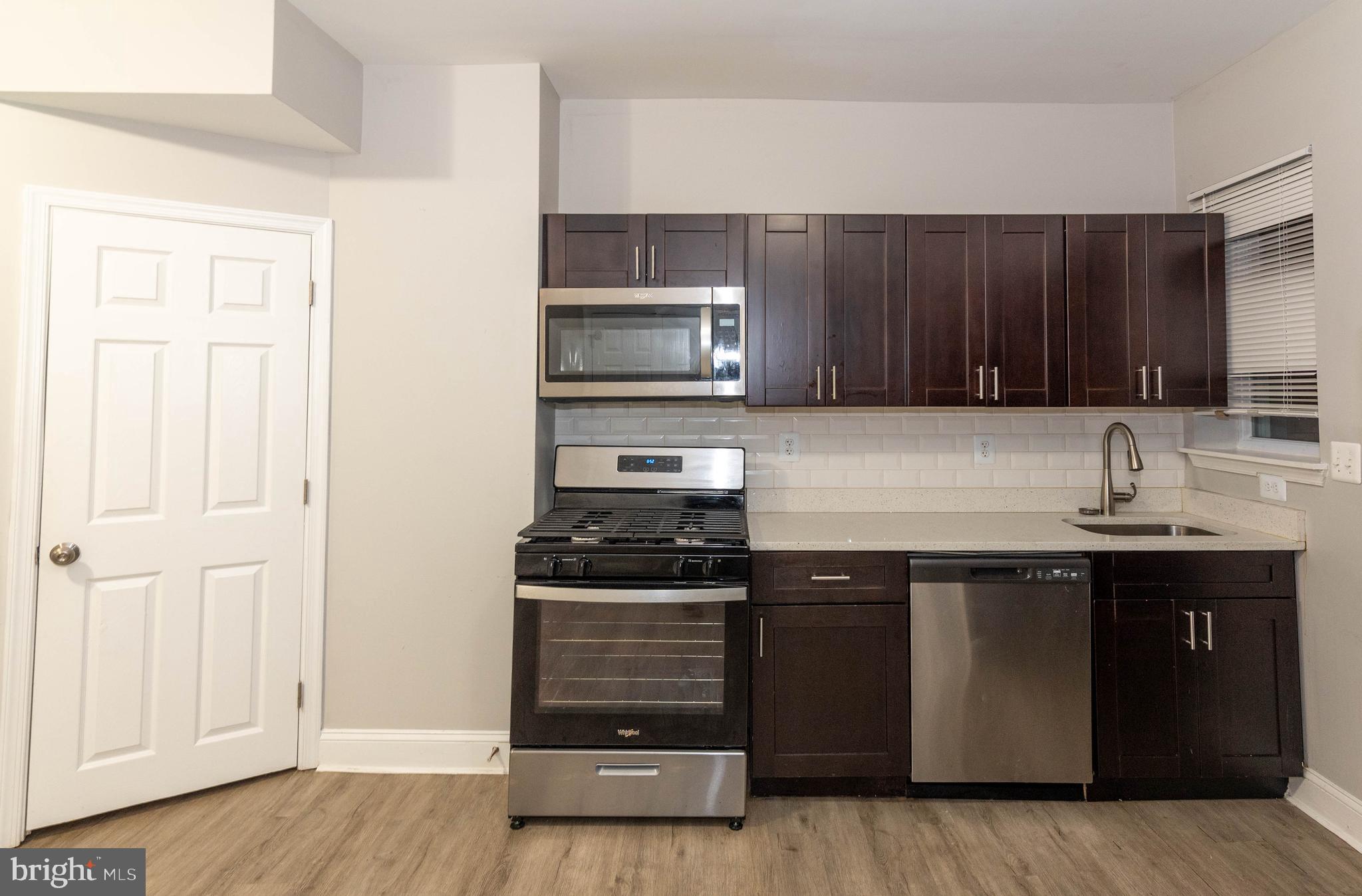 3914 Ridgewood Avenue Baltimore, MD 21215 - Photo 8 of 30