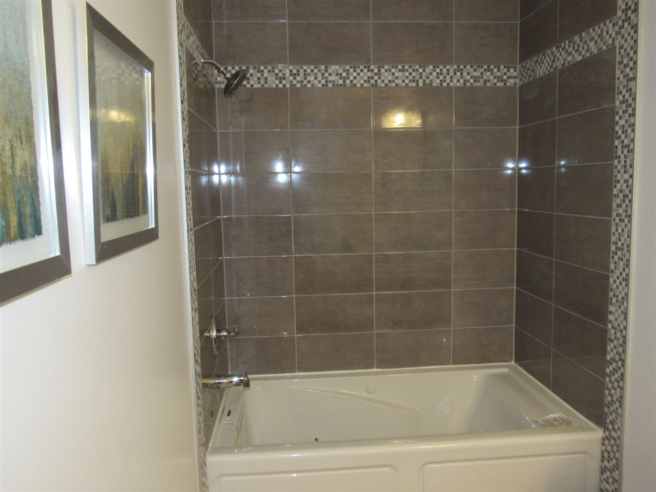 322 Birch Road Shelburne, VT 05482 - Photo 14 of 20 Gallery Image 14