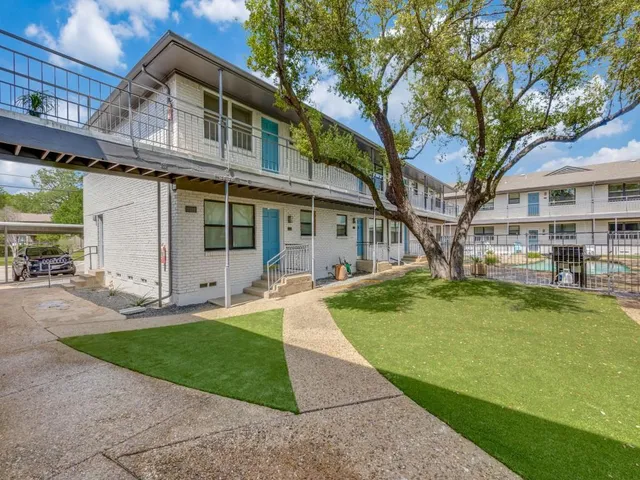 $1,250 | 3921 Inwood Road, Unit 2015, Dallas, TX 75209