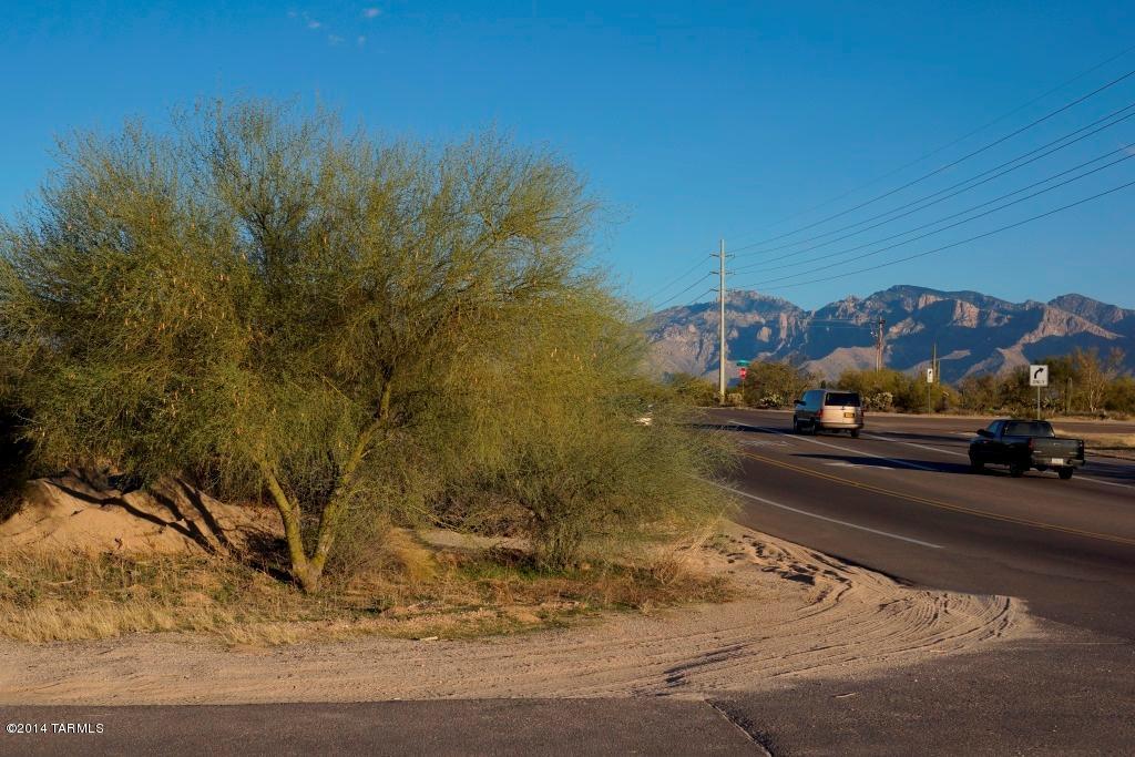 4308 West Tangerine Road Marana, AZ 85658 - Photo 3 of 9