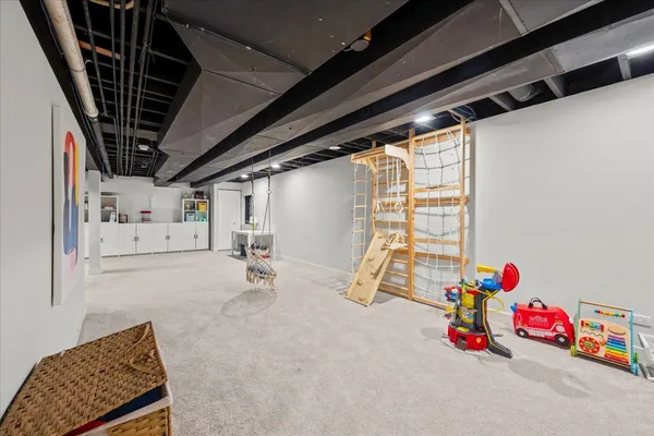 $1,150,000 | 520 Standish Drive, Deerfield, IL 60015