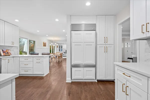 $1,150,000 | 520 Standish Drive, Deerfield, IL 60015