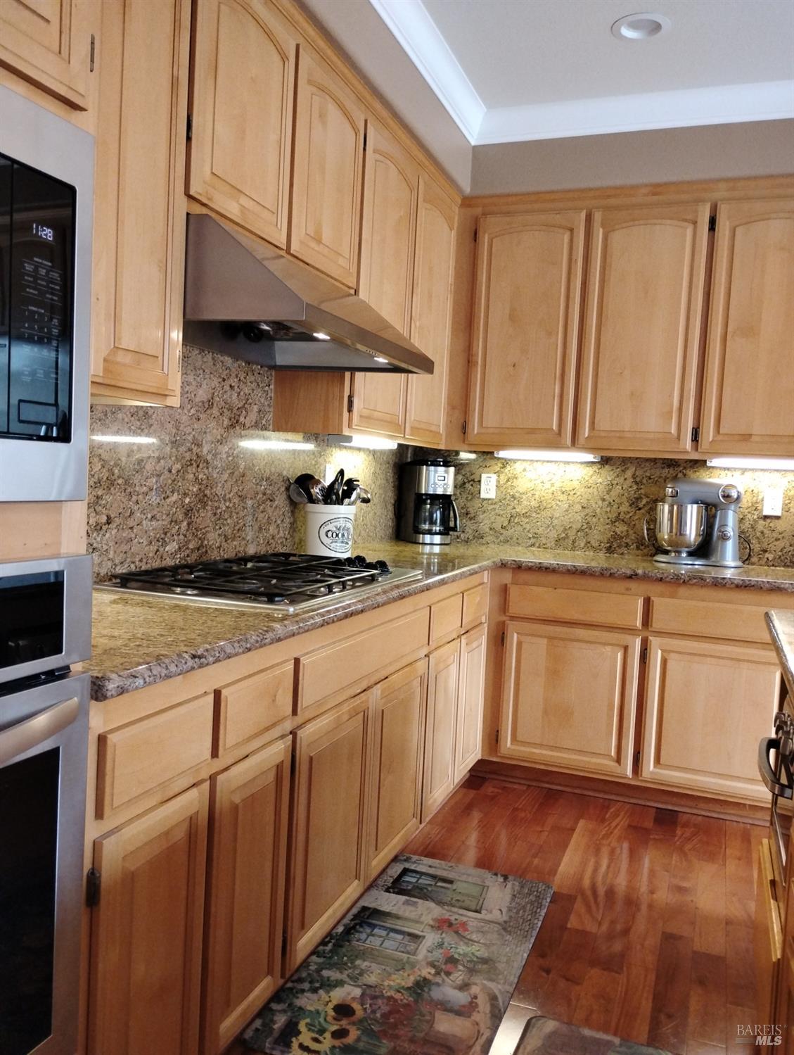 1122 Mitchell Lane Windsor, CA 95492 - Photo 9 of 30