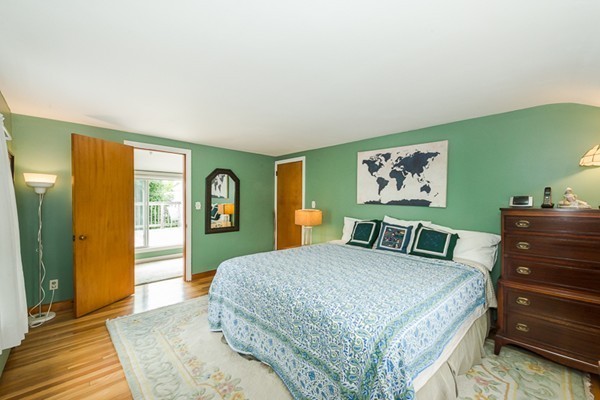 42 Marion Road Arlington, MA 02474 - Photo 17 of 26 Gallery Image 17