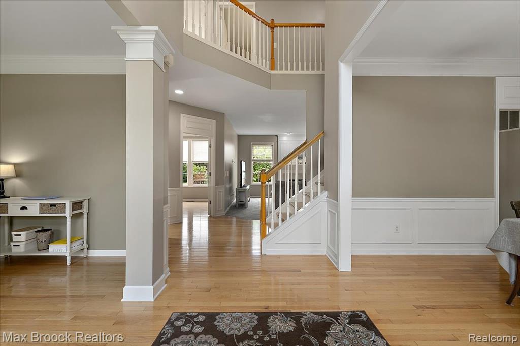 1632 Blushing Court Rochester Hills, MI 48307 - Photo 3 of 43