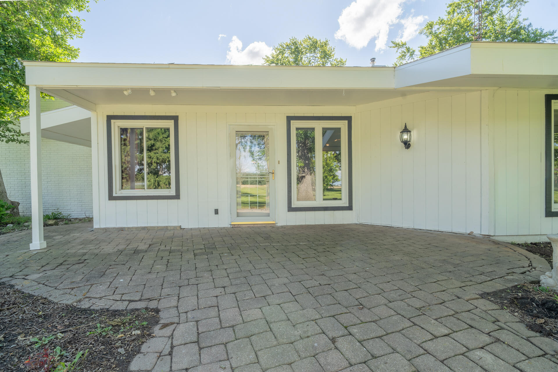 13952 Lochard Road Anna, OH 45302 - Photo 2 of 35 DSC07439-HDR