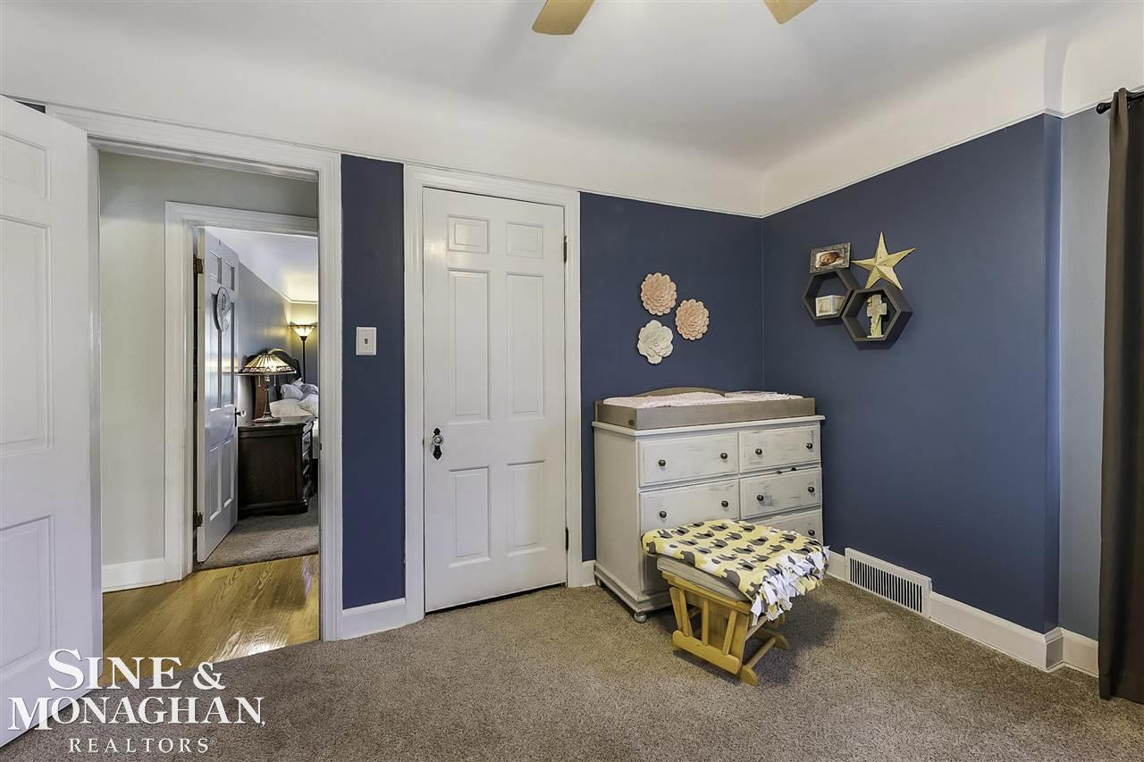 468 Fisher Road Grosse Pointe Farms, MI 48230 - Photo 24 of 36