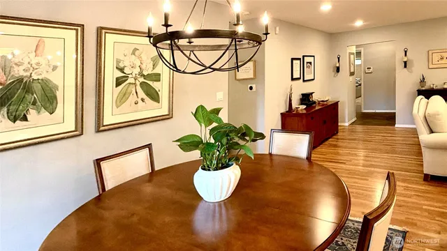 $1,388,000 | 15934 Southeast 41st Place, Bellevue, WA 98006